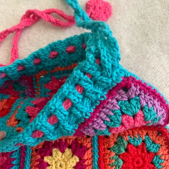 Colorful hand knit Crocheted Bag - Picture 10 of 11